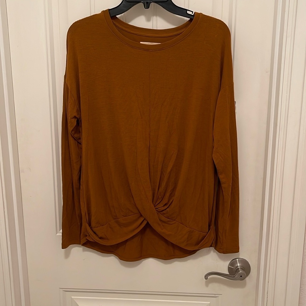 Modal Lou&Grey by Loft long sleeve knot Front top women’s sz S copper color‎